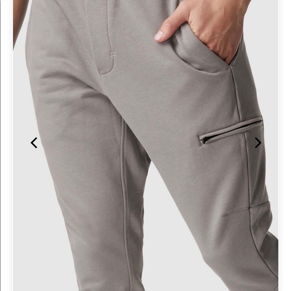 FABLETICS MEN JOGGERS PANTS - COURTSIDE - Picture 2 of 9